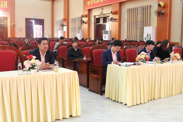 Đảng ủy phường Sơn Nam tổ chức hội nghị giao ban công tác tháng 01, triển khai nhiệm vụ công tác tháng 02/2026 và gặp mặt xuân Bính Ngọ năm 2026