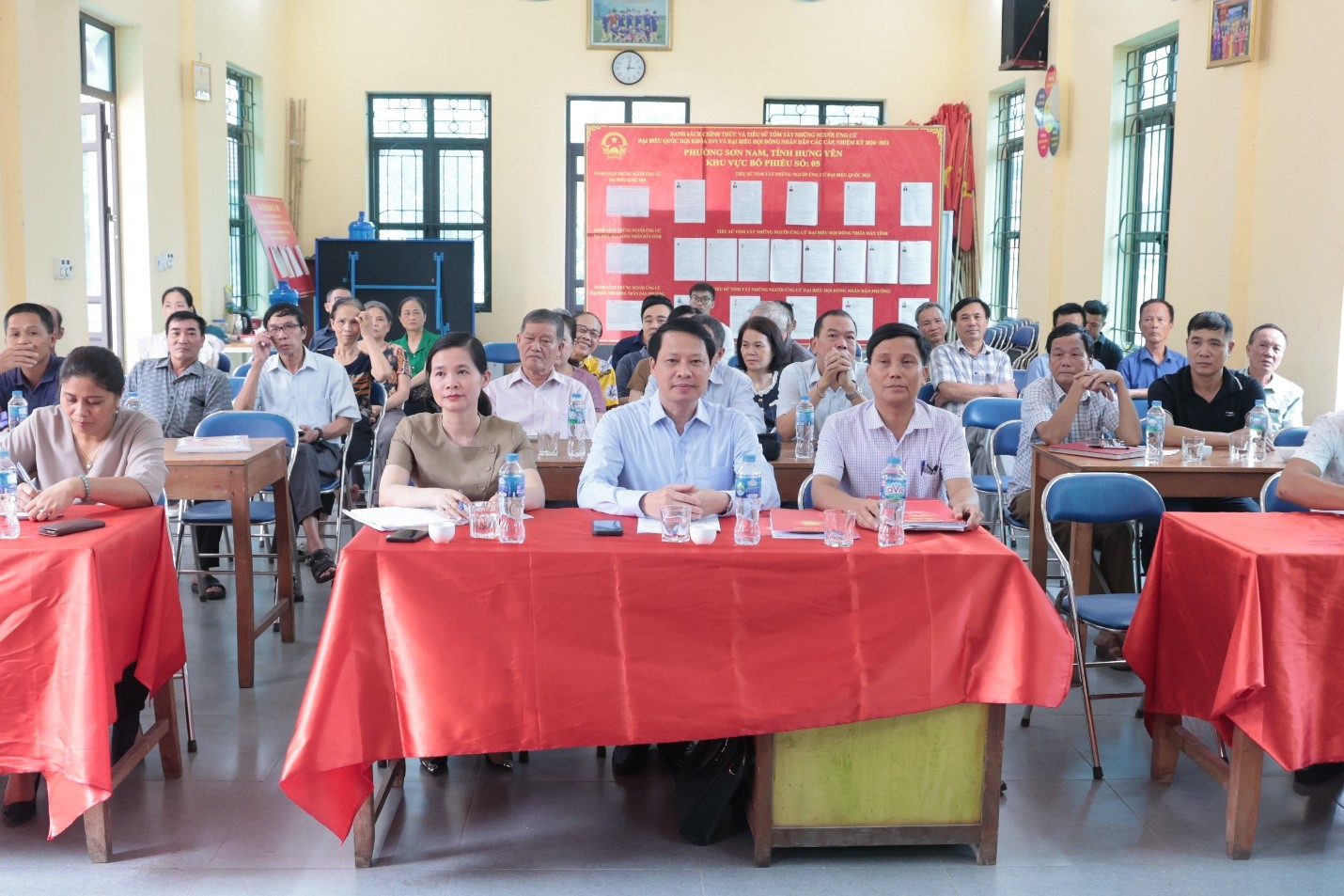 Đồng chí Hoàng Thái Phúc, Ủy viên Ban Thường vụ Tỉnh ủy, Trưởng Ban Nội chính Tỉnh ủy dự sinh hoạt Chi bộ Tổ dân phố Đoàn Thượng