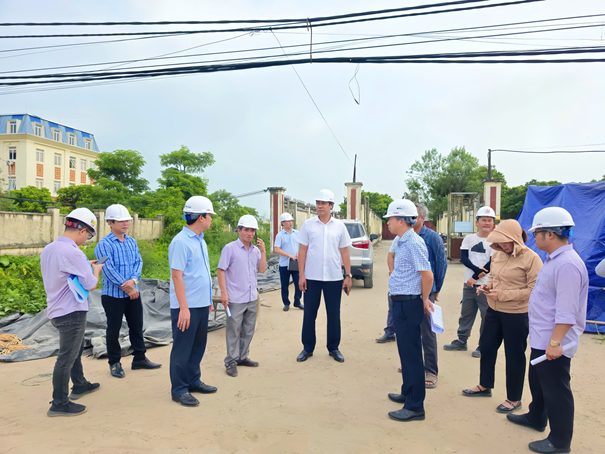 Lãnh đạo phường Sơn Nam tiếp tục kiểm tra, đôn đốc tiến độ các dự án đầu tư công năm 2026
