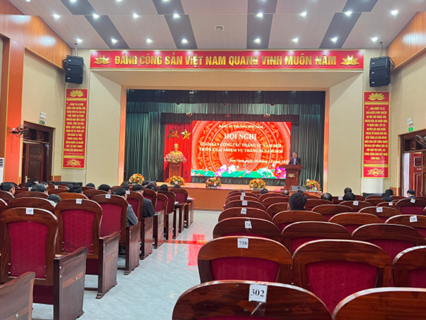 Đảng ủy phường Sơn Nam tổ chức hội nghị giao ban công tác tháng 12/2025, triển khai nhiệm vụ trọng tâm tháng 01/2026
