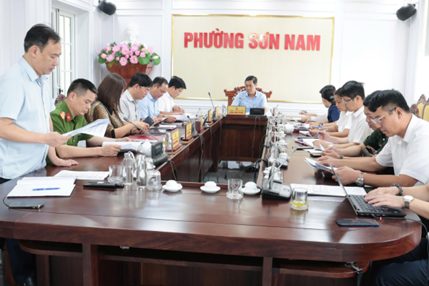 Phường Sơn Nam họp đánh giá tình hình phát triển kinh tế - xã hội 6 tháng đầu năm; triển khai phương hướng, nhiệm vụ, giải pháp 6 tháng cuối năm 2026