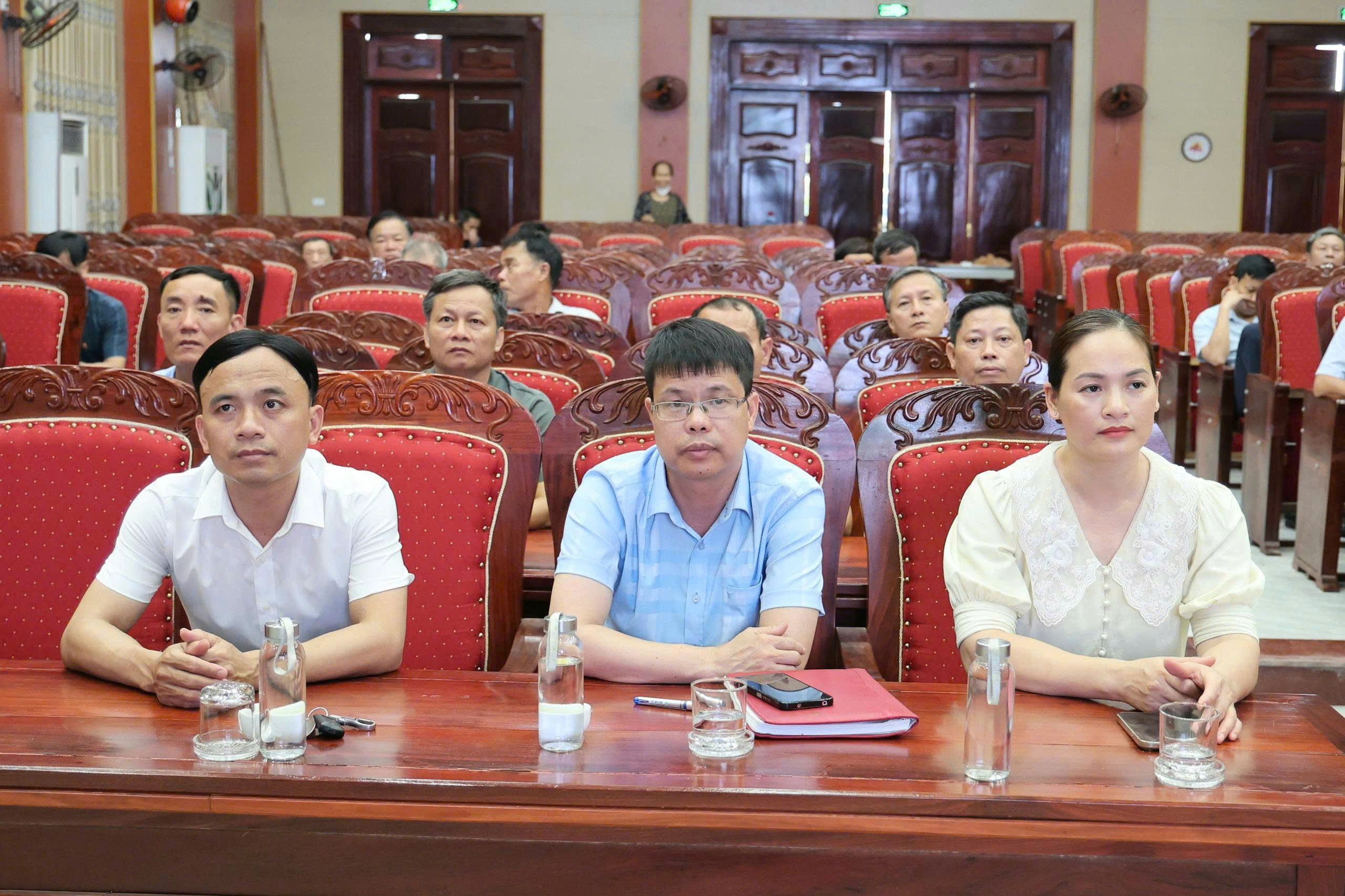 Phường Sơn Nam tham gia hội nghị cập nhật, bồi dưỡng kiến thức cho cán bộ, công chức Ngành kiểm tra Đảng