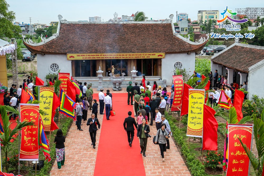 Đền Lạc Long Quân