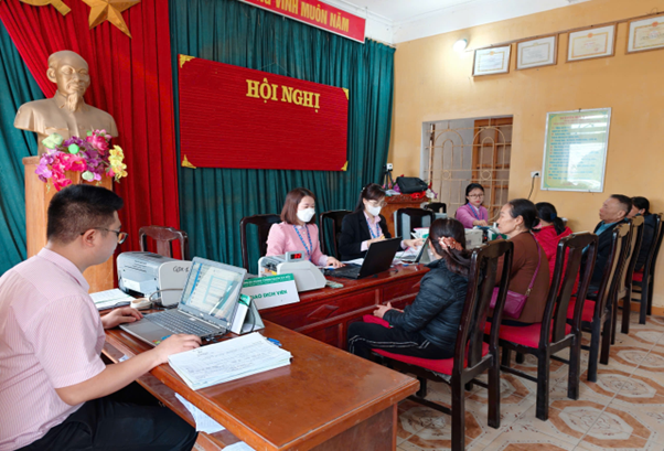 Ngân hàng Chính sách xã hội tỉnh Hưng Yên giải ngân vốn Hỗ trợ tạo việc làm, duy trì, mở rộng việc làm theo Nghị định số 338/2025/NĐ-CP của Chính Phủ.