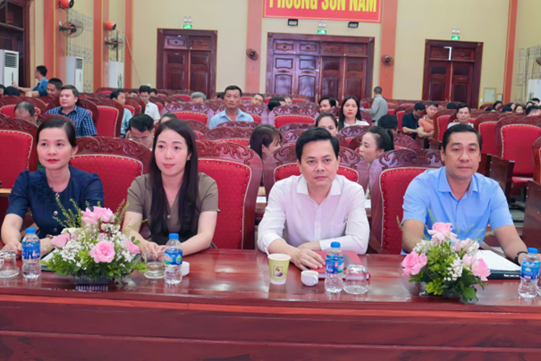 Đảng ủy phường Sơn Nam tổ chức hội nghị phổ biến, quán triệt và triển khai Chỉ thị số 16-CT/TU ngày 30/6/2026 của Ban Thường vụ Tỉnh ủy