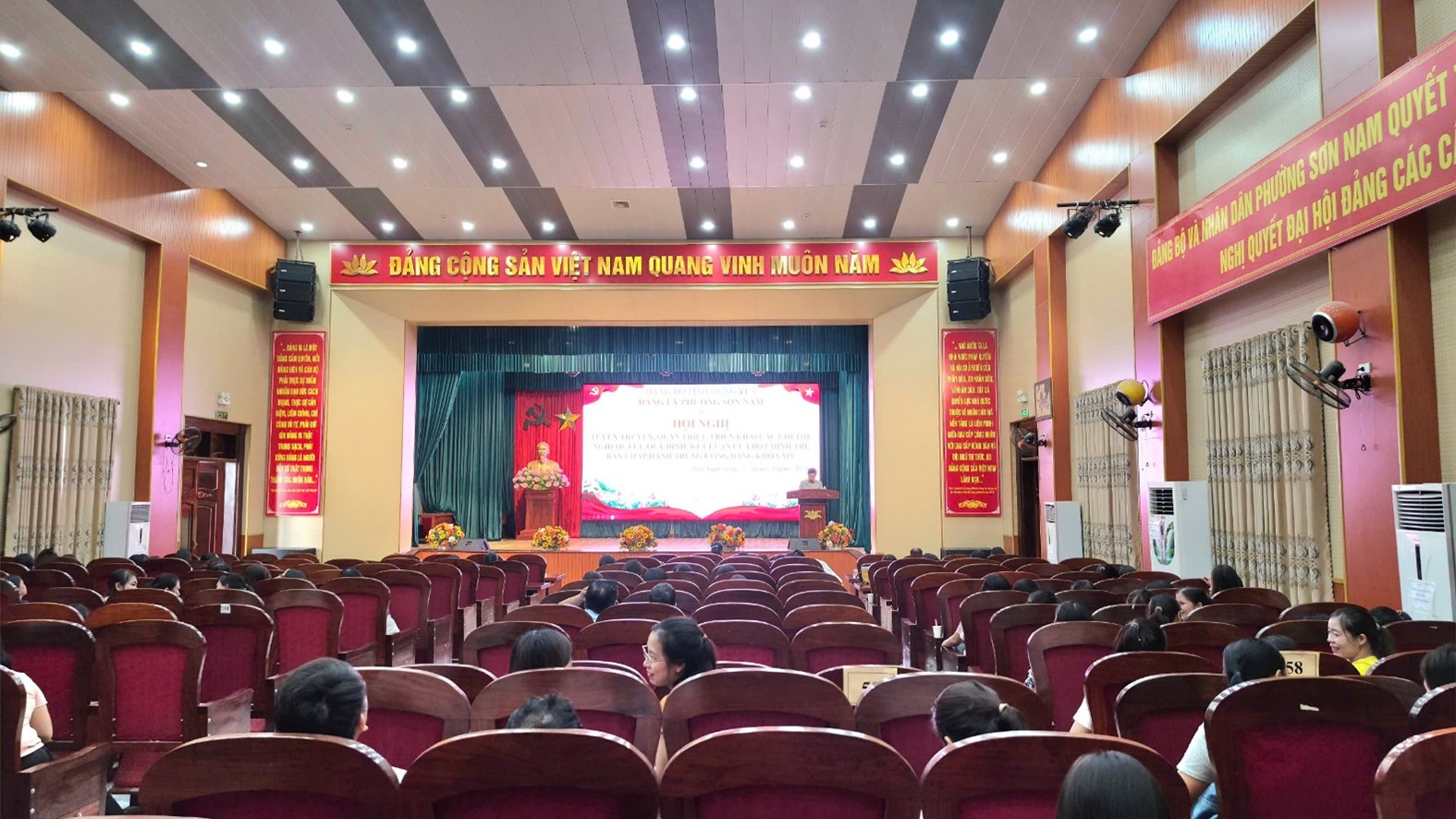 Đảng ủy phường Sơn Nam tổ chức hội nghị tuyên truyền, quán triệt, triển khai các Chỉ thị, Nghị quyết, Quy định, Kết luận của Bộ Chính trị, Ban Chấp hành Trung ương Đảng khóa XIV
