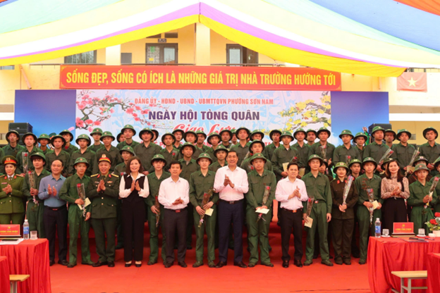 “Ngày hội tòng quân” phường Sơn Nam năm 2026 ấm áp, nghĩa tình