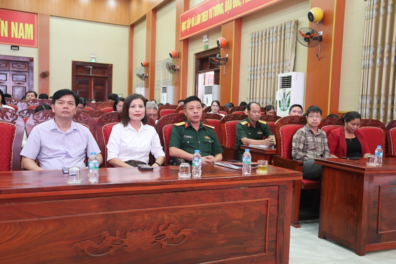 Phường Sơn Nam tập huấn công tác bảo vệ nền tảng tư tưởng của Đảng, đấu tranh phản bác các quan điểm sai trái, thù địch