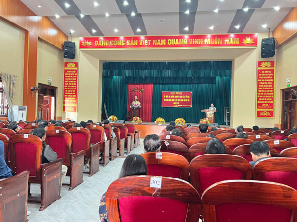 Phường Sơn Nam tổ chức hội nghị tập huấn, bồi dưỡng nghiệp vụ công tác xây dựng Đảng, công tác tuyên giáo và dân vận năm 2025