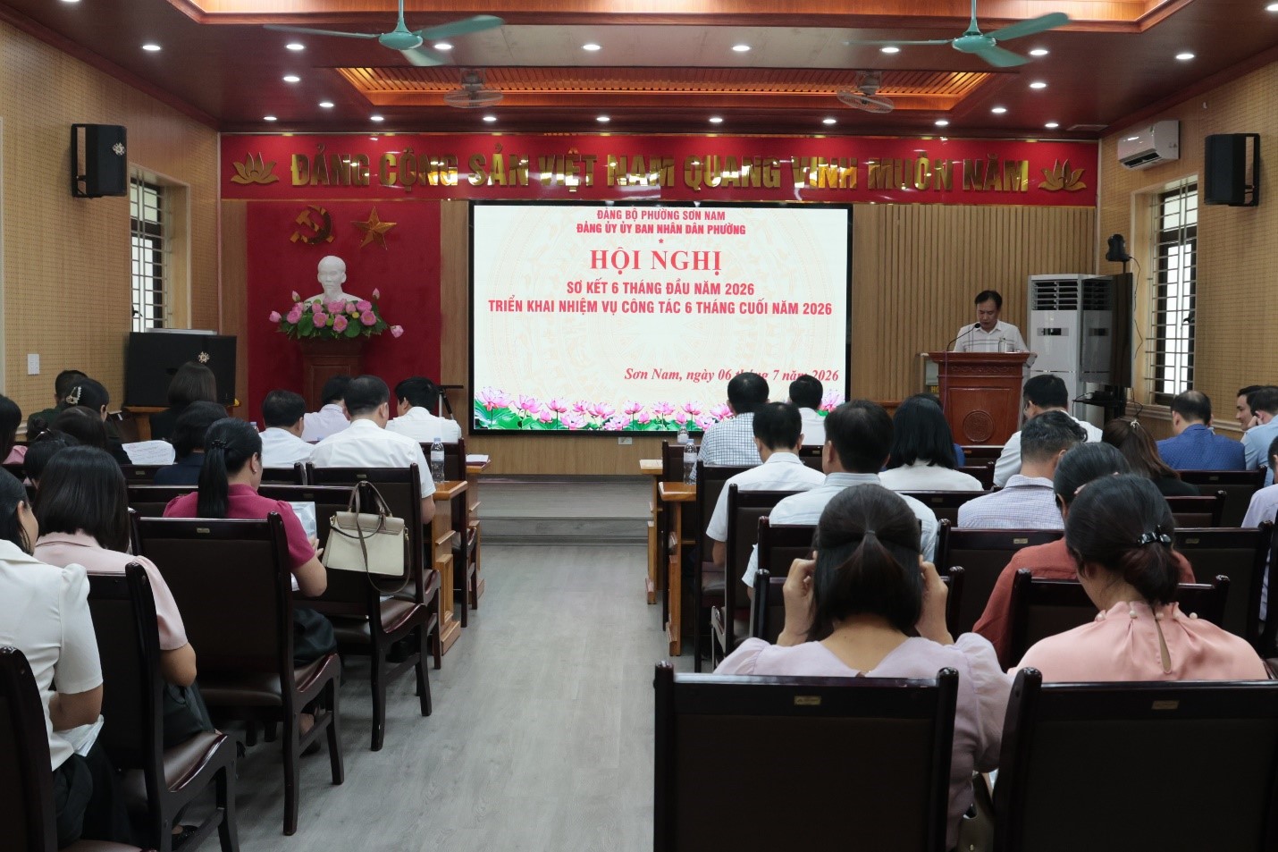 Đảng ủy UBND phường Sơn Nam sơ kết công tác 6 tháng đầu năm 2026, triển khai nhiệm vụ 6 tháng cuối năm 2026