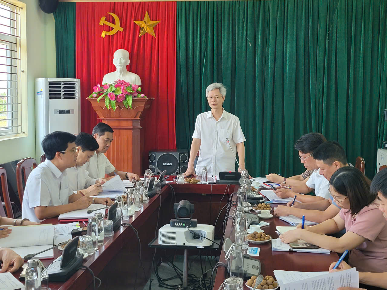 Kiểm tra việc chuẩn bị tổ chức đại hội Đảng và triển khai vận hành chính quyền địa phương 2 cấp tại phường Sơn Nam