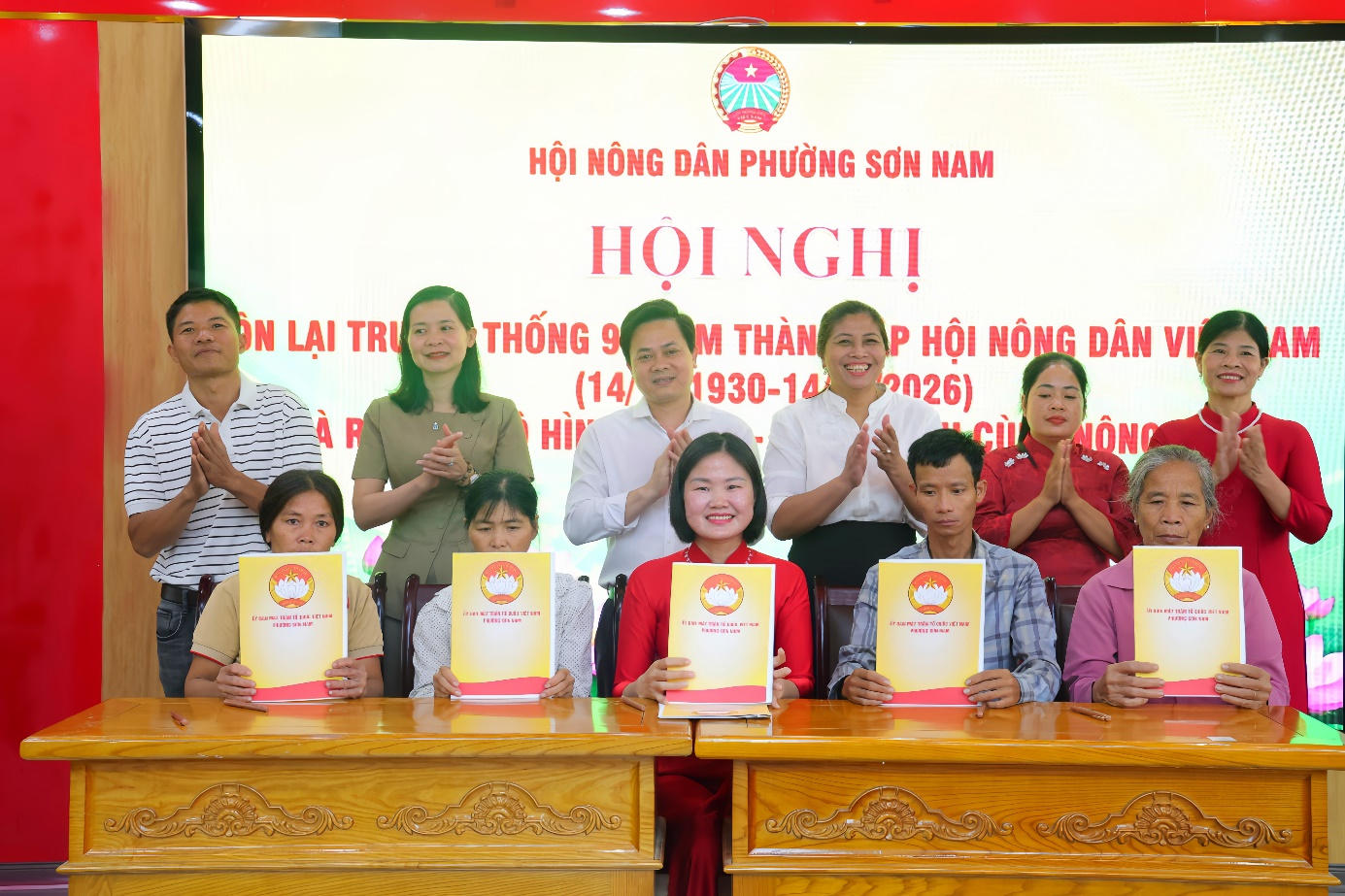 Hội Nông dân phường Sơn Nam tổ chức gặp mặt kỷ niệm 96 năm Ngày thành lập Hội Nông dân Việt Nam và ra mắt mô hình “15+1 - Đồng hành cùng nông dân”